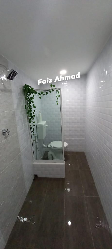 Ubahsuai Tandas Kampung