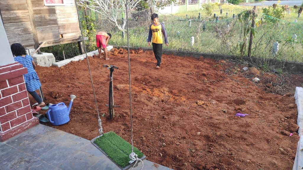 Tempat Melepak Outdoor